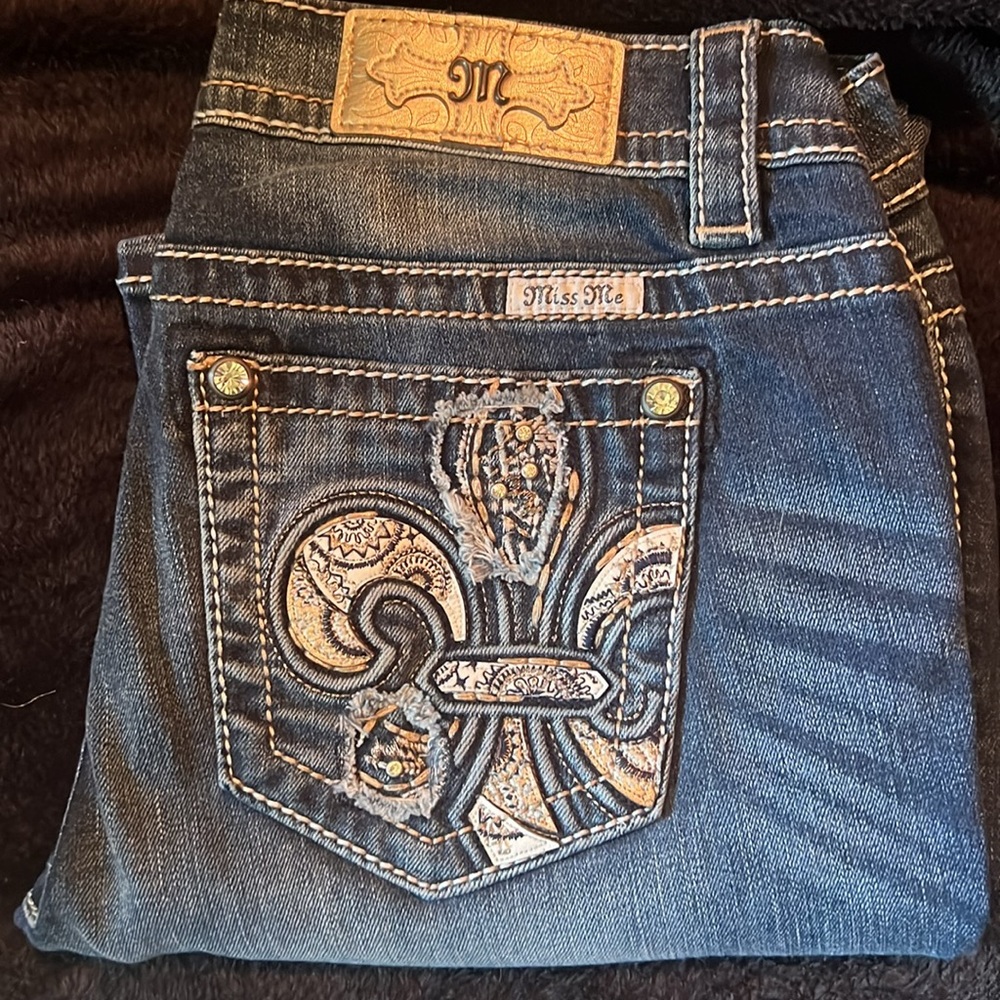 Miss Me Jeans Signature Boot, 30x32 actual JP8839BV